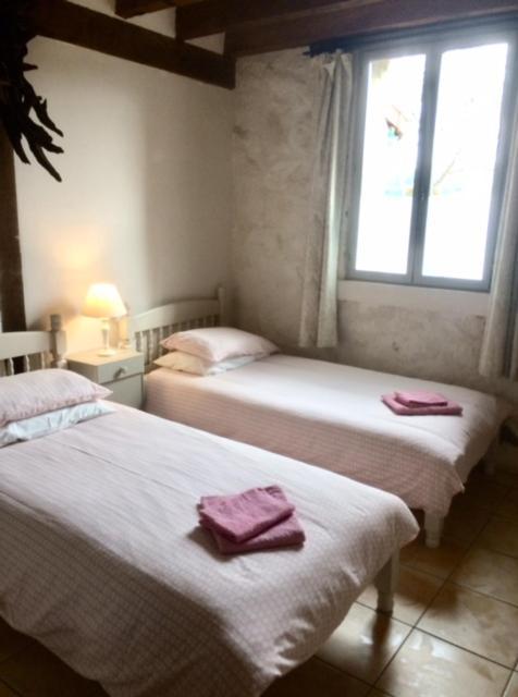 Maison Rouge Gite Vidaillat ภายนอก รูปภาพ